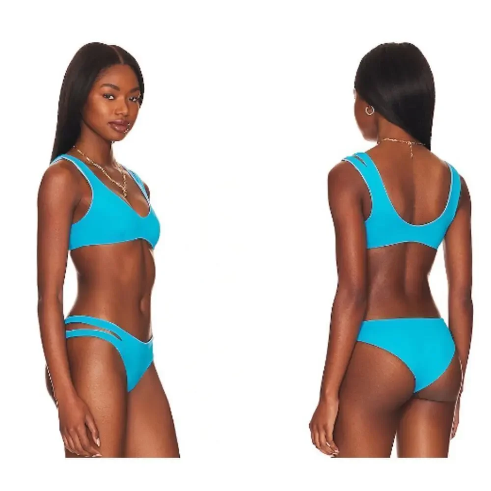 L*Space One Wave Bikini Top in Aurora Electric Blue Reversible Size Medium NEW